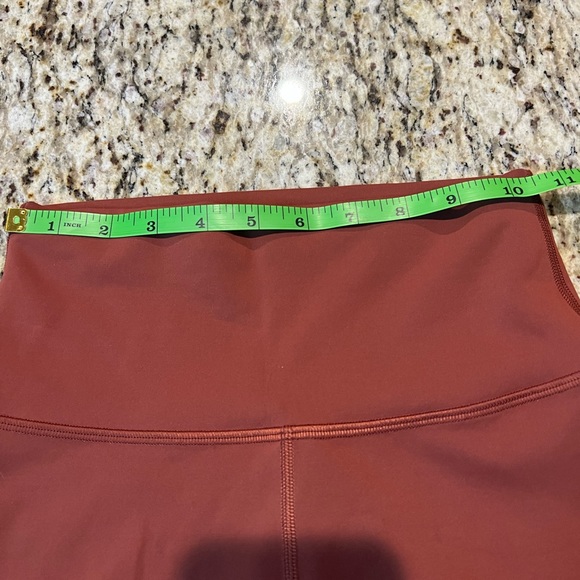 Lululemon Wunder Train High-Rise Short 6" - Picture 4 of 6